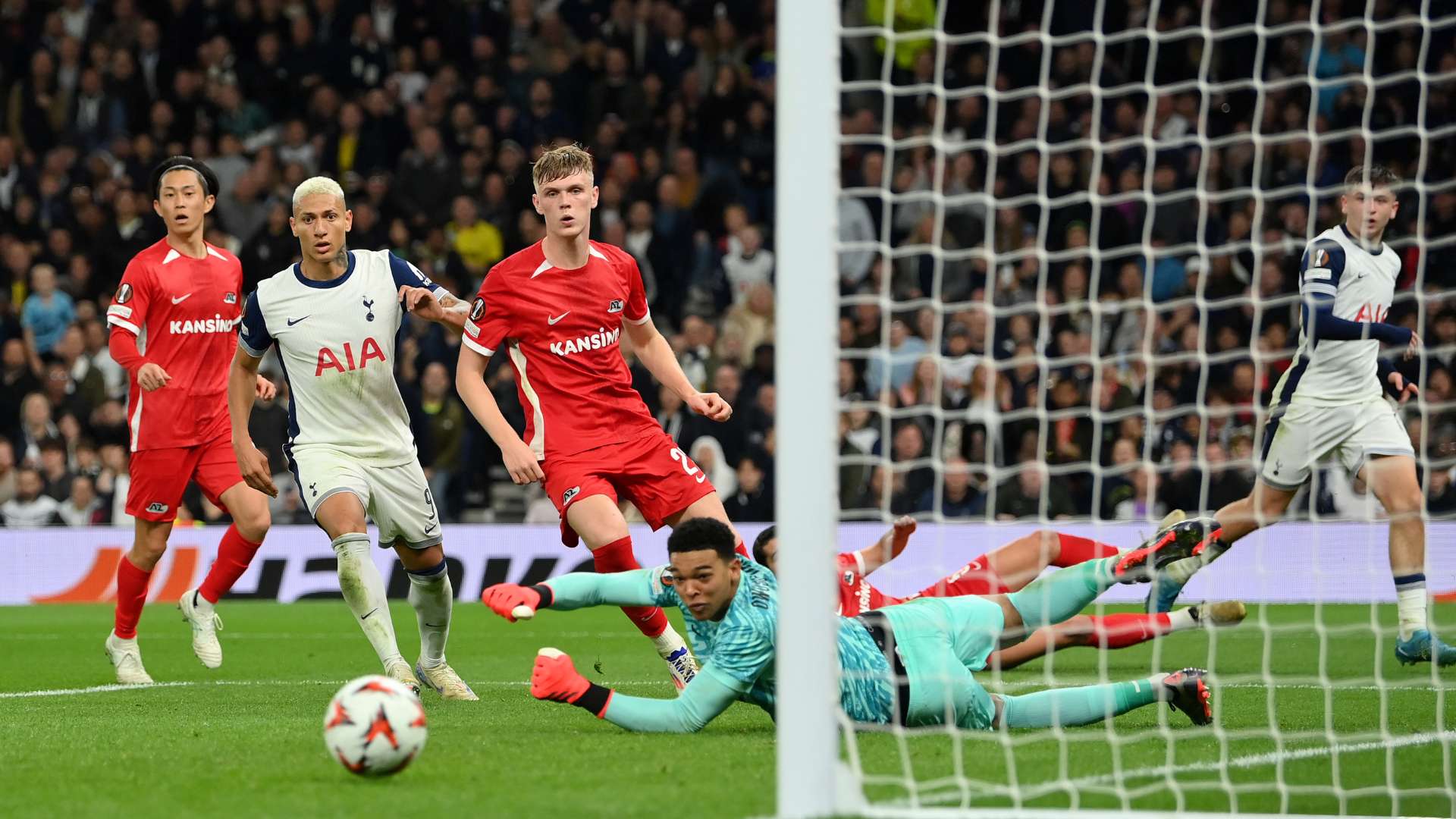 加納喬：精彩倒鉤與魯尼！加拉塔薩雷挑戰繼續！.