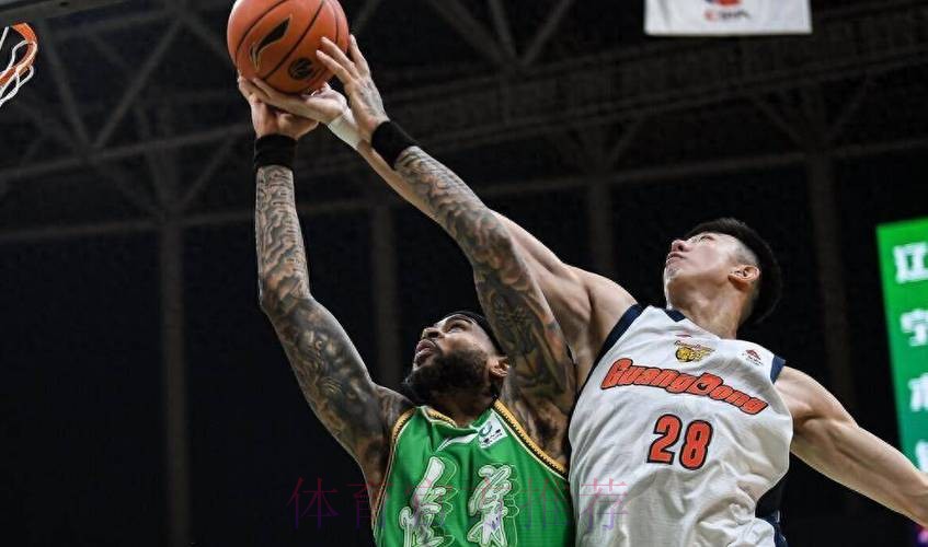 辽篮惨败广东揪出三大死穴！杨鸣还在啃老本：外援竟狂输对手44分